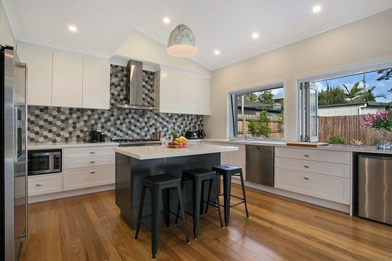 6 Randolph Street, Graceville QLD 4075, Graceville - Thumbnail 2