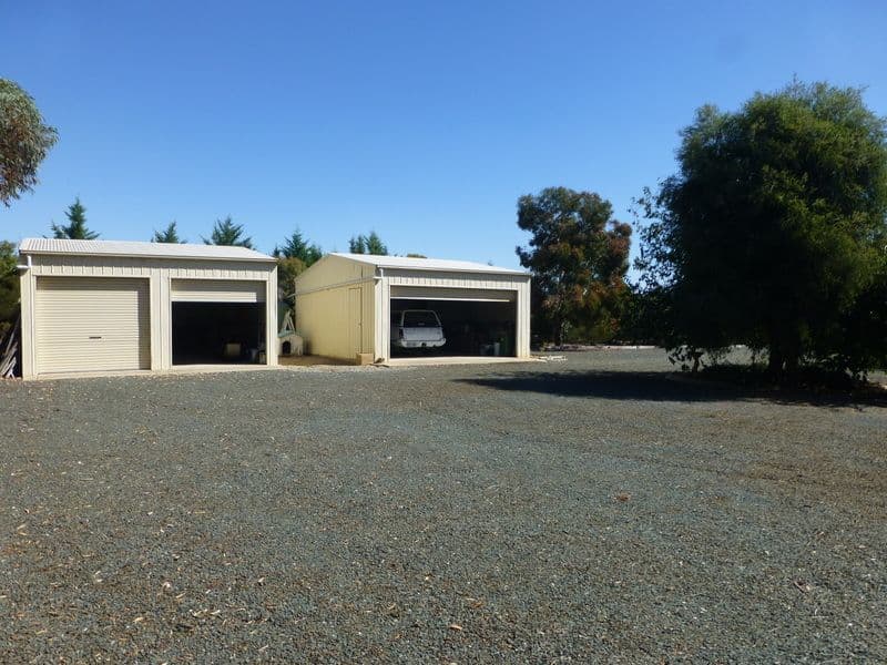 2 Bateman Drive, Echuca VIC 3564, Echuca - Thumbnail 8