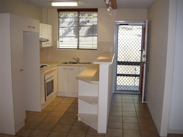 36 Lemnos Street, RED HILL QLD 4059, Red Hill - Thumbnail 2