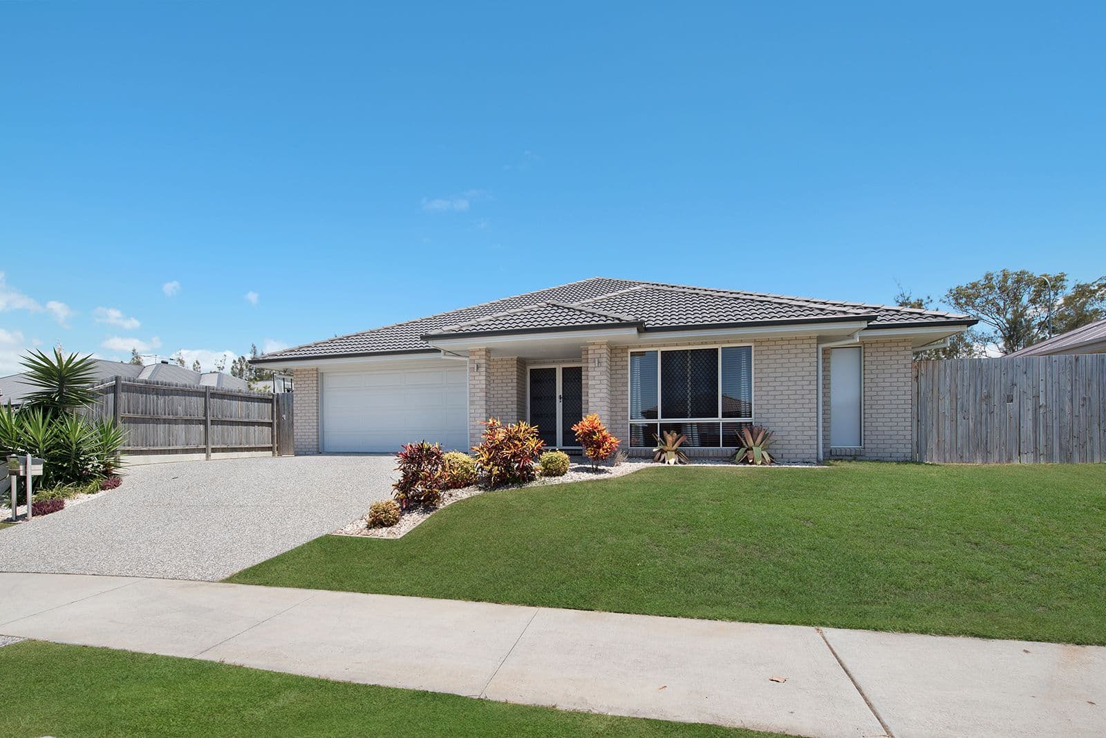 19 Uhlman Street, Mango Hill QLD 4509, Mango Hill - Image 1