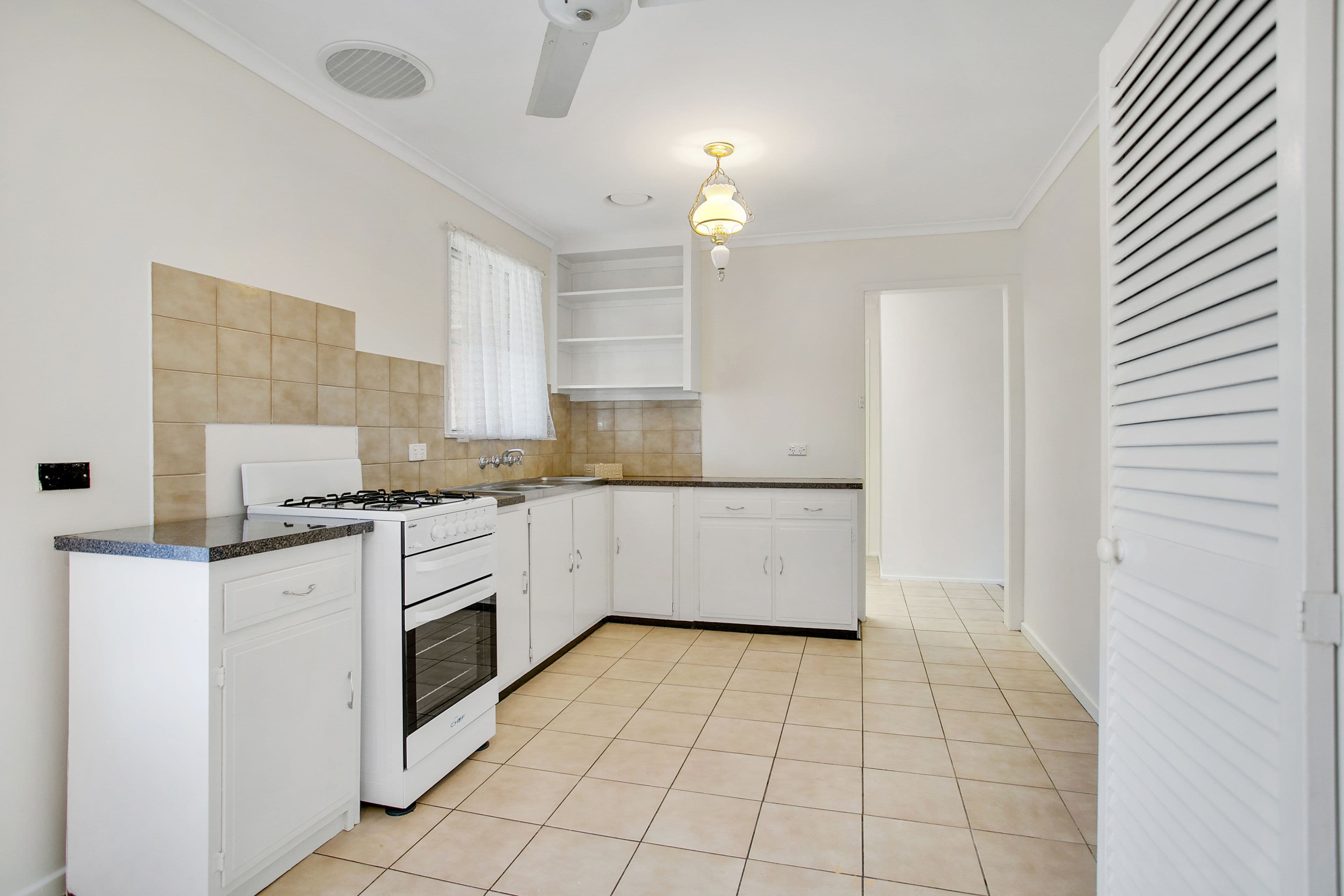 9 Excelsior Drive, Frankston North VIC 3200, Frankston North - Thumbnail 2