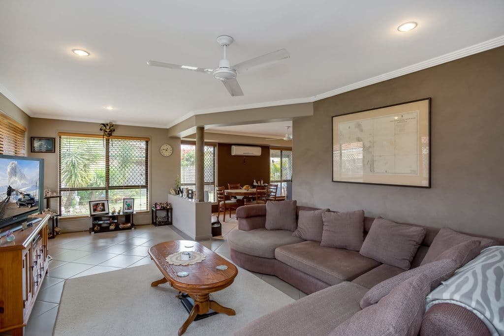 15 Randwick Court, VARSITY LAKES QLD 4227, Varsity Lakes - Thumbnail 4