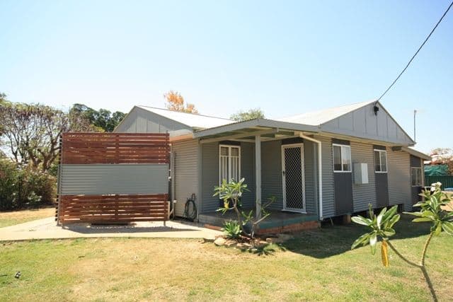 6 Lark Street, LONGREACH QLD 4730, Longreach - Image 1