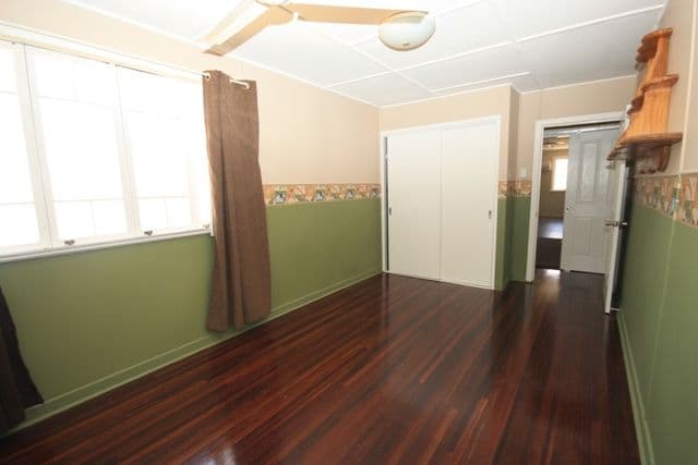 6 Lark Street, LONGREACH QLD 4730, Longreach - Thumbnail 7