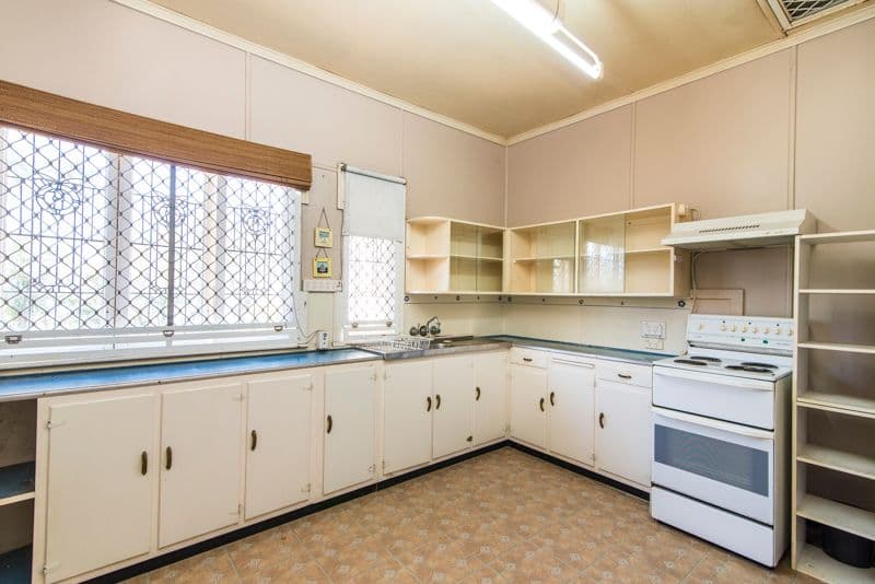 151 Esplanade, Point Vernon QLD 4655, Point Vernon - Thumbnail 3