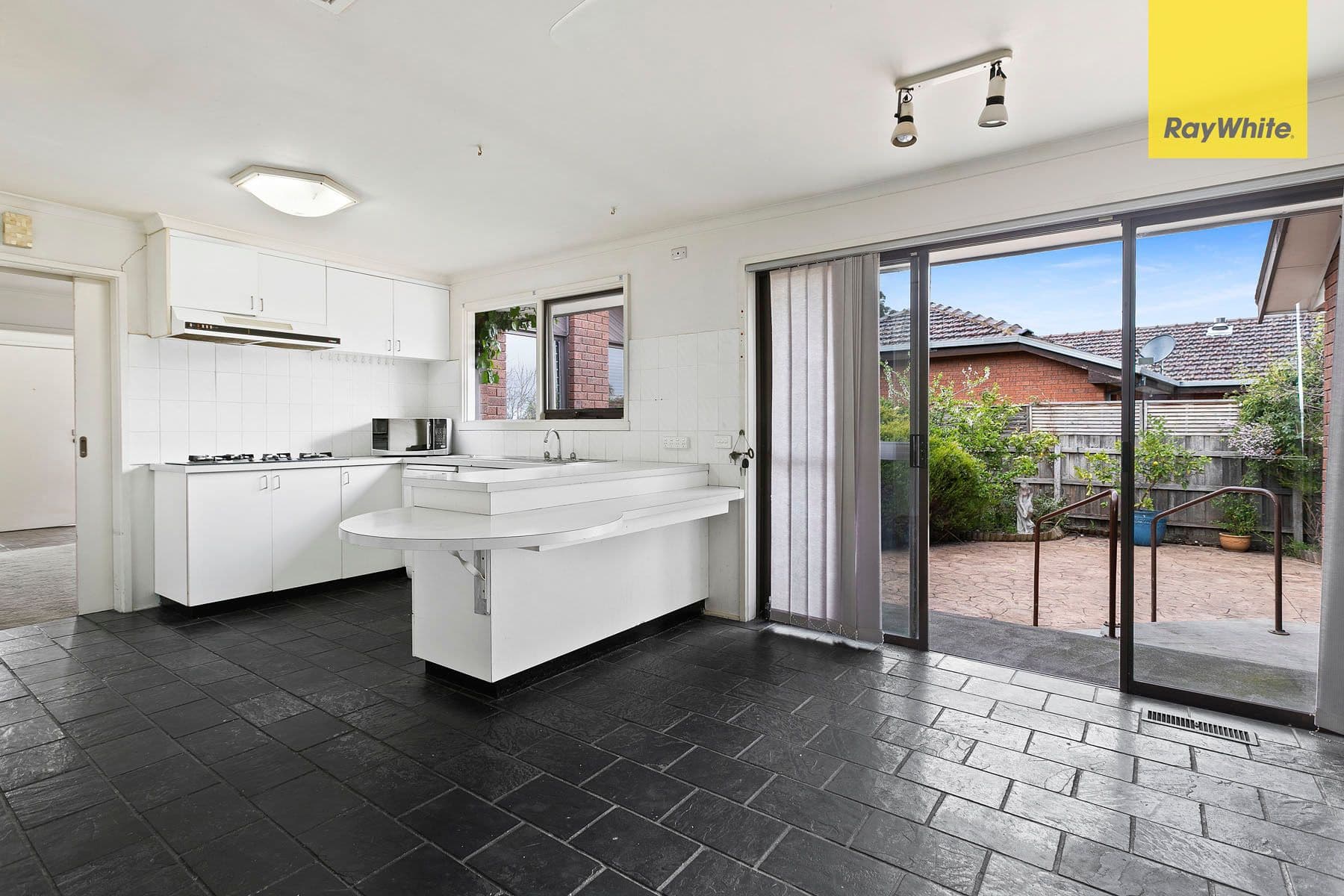 71 Tarella Drive, Keilor Downs VIC 3038, Keilor Downs - Thumbnail 4