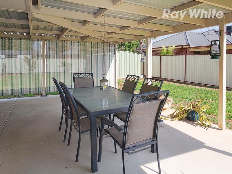 77 Read Street, HOWLONG NSW 2643, Howlong - Thumbnail 3