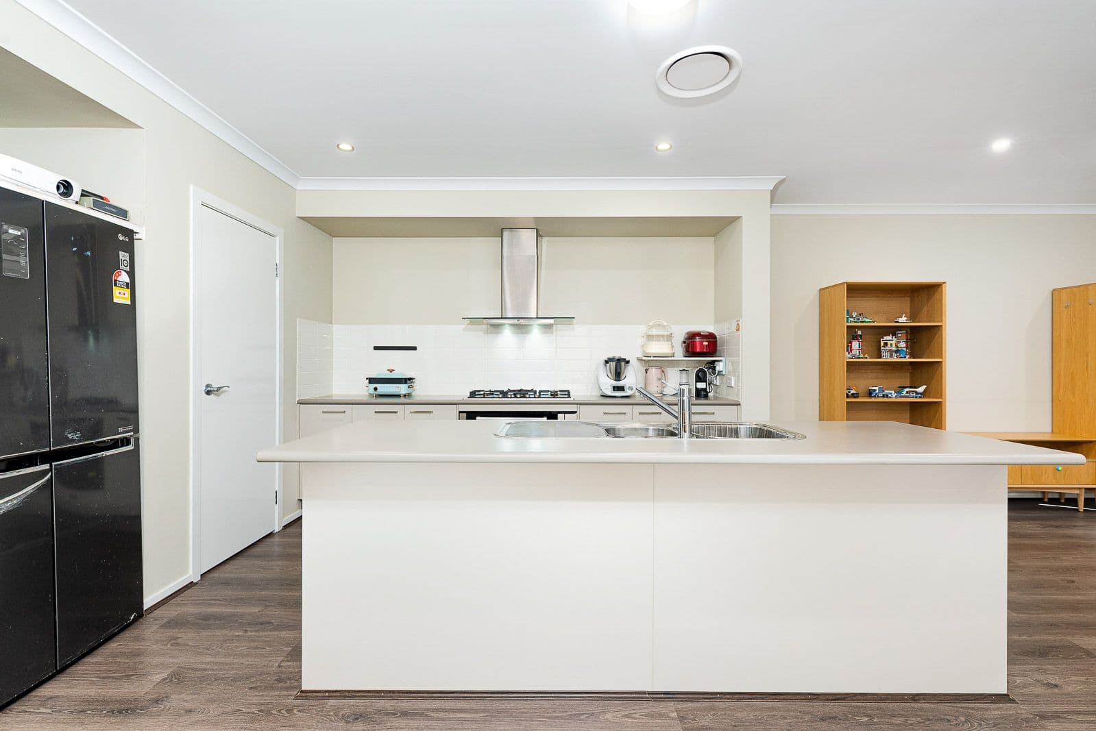 17 Tynecastle Avenue, NORTH KELLYVILLE NSW 2155, North Kellyville - Thumbnail 2
