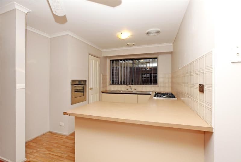 110 Roycroft Avenue, MILL PARK VIC 3082, Mill Park - Thumbnail 2