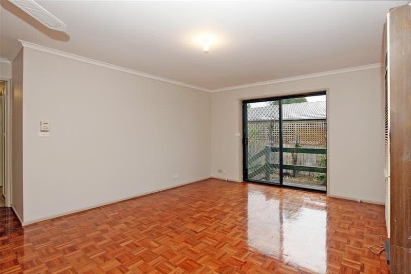 110 Roycroft Avenue, MILL PARK VIC 3082, Mill Park - Thumbnail 5