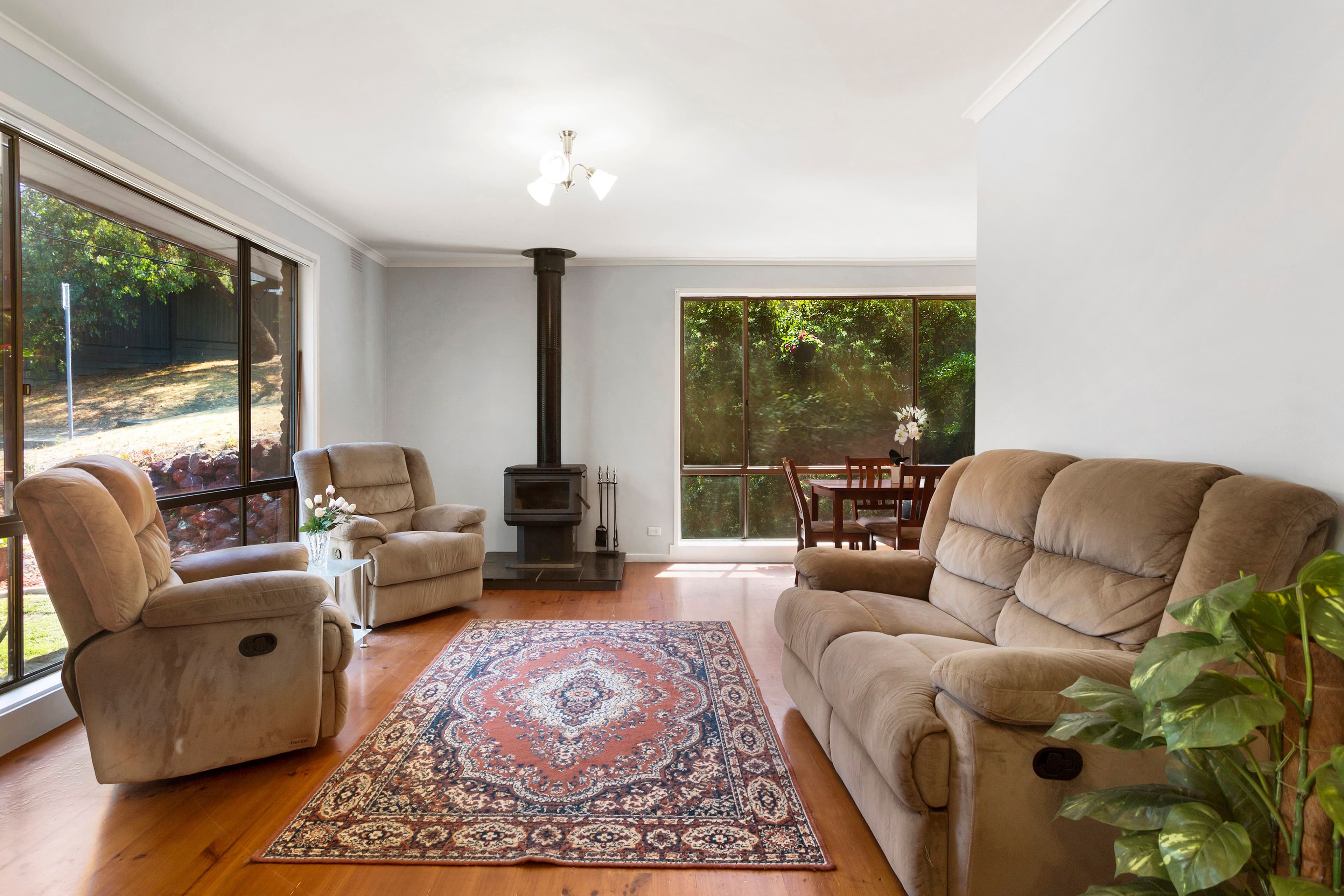 26 Toorac Drive, Briar Hill VIC 3088, Briar Hill - Thumbnail 2