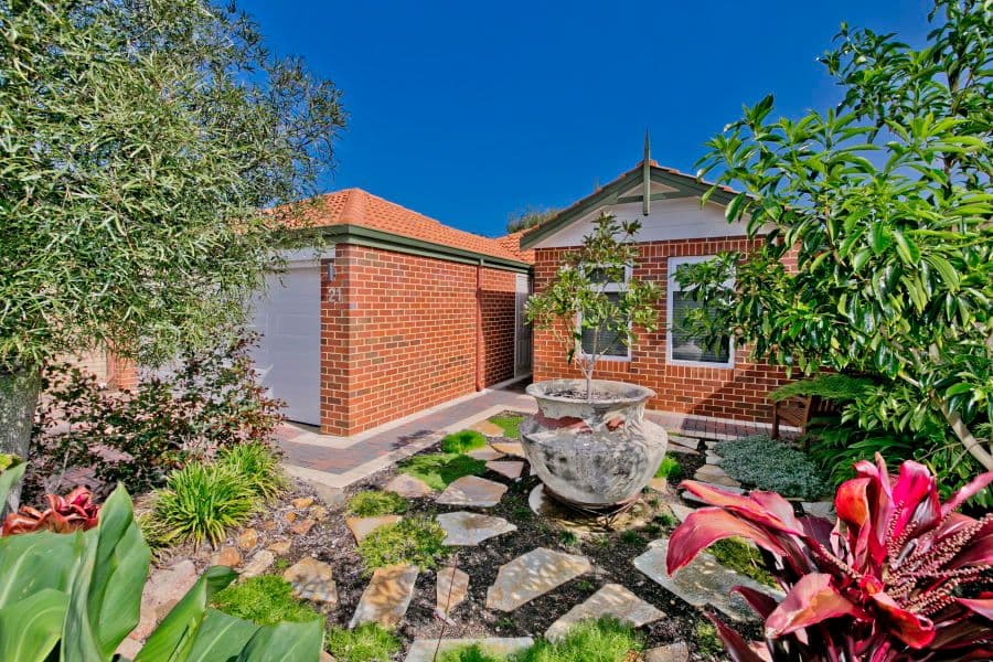21 Modena Place, BALGA WA 6061, Balga - Thumbnail 2