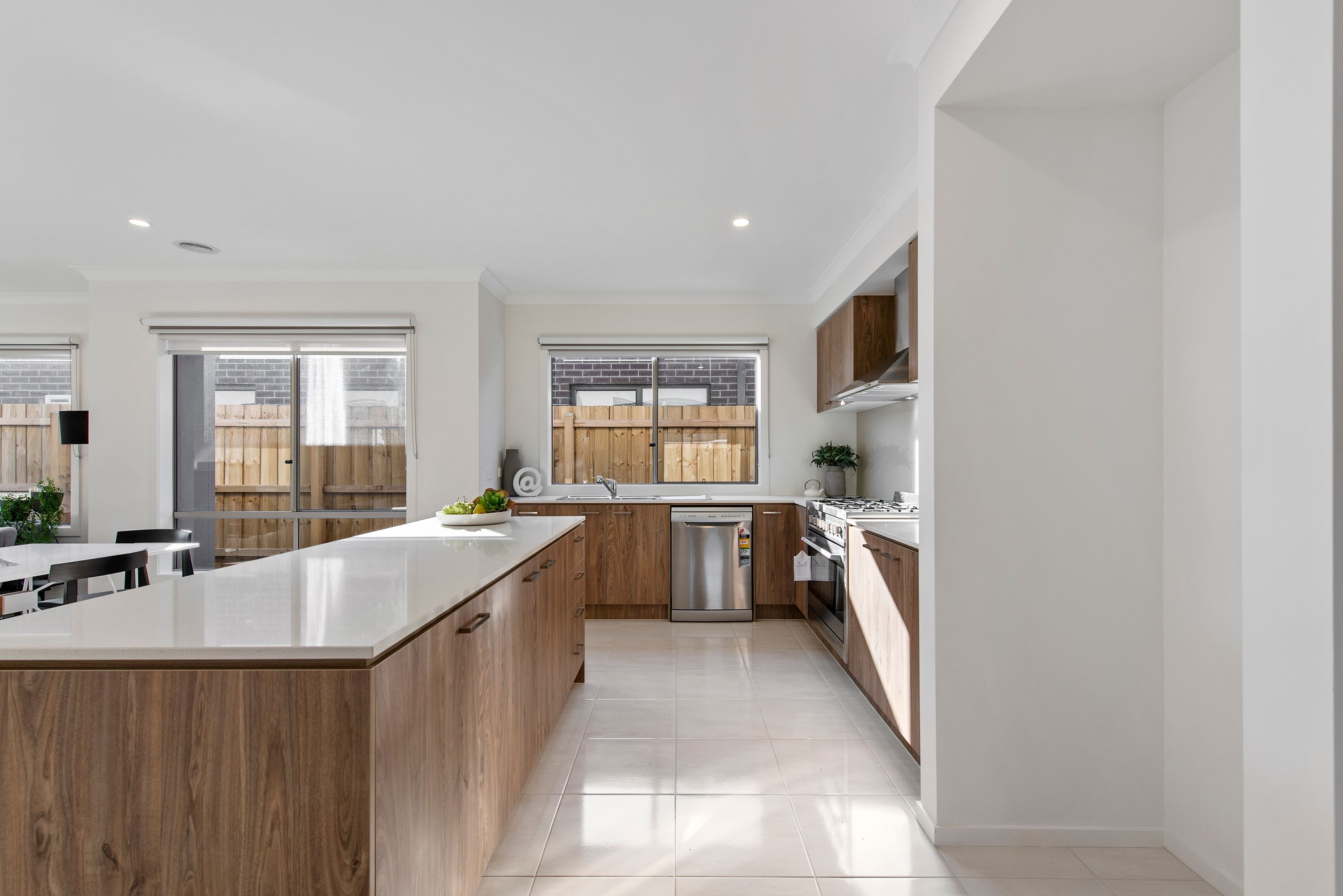 29 Crown Drive, FRASER RISE VIC 3336, Fraser Rise - Thumbnail 6