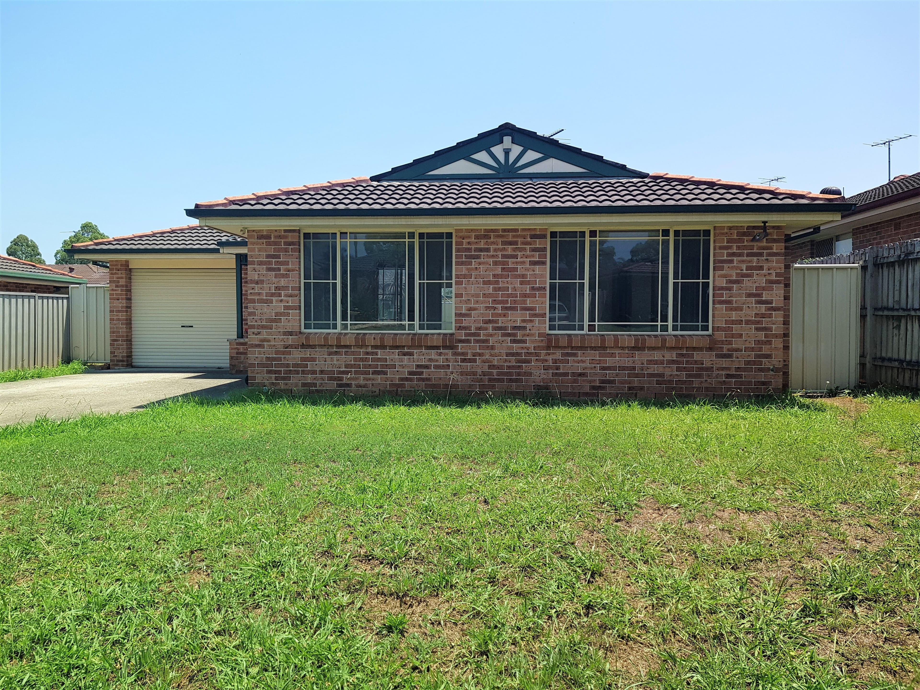 8 Tropicbird Crescent, Hinchinbrook NSW 2168, Hinchinbrook - Image 1
