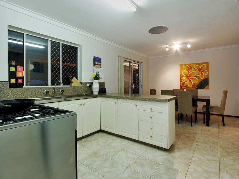 109 Ardleigh Crescent, HAMERSLEY WA 6022, Hamersley - Thumbnail 4
