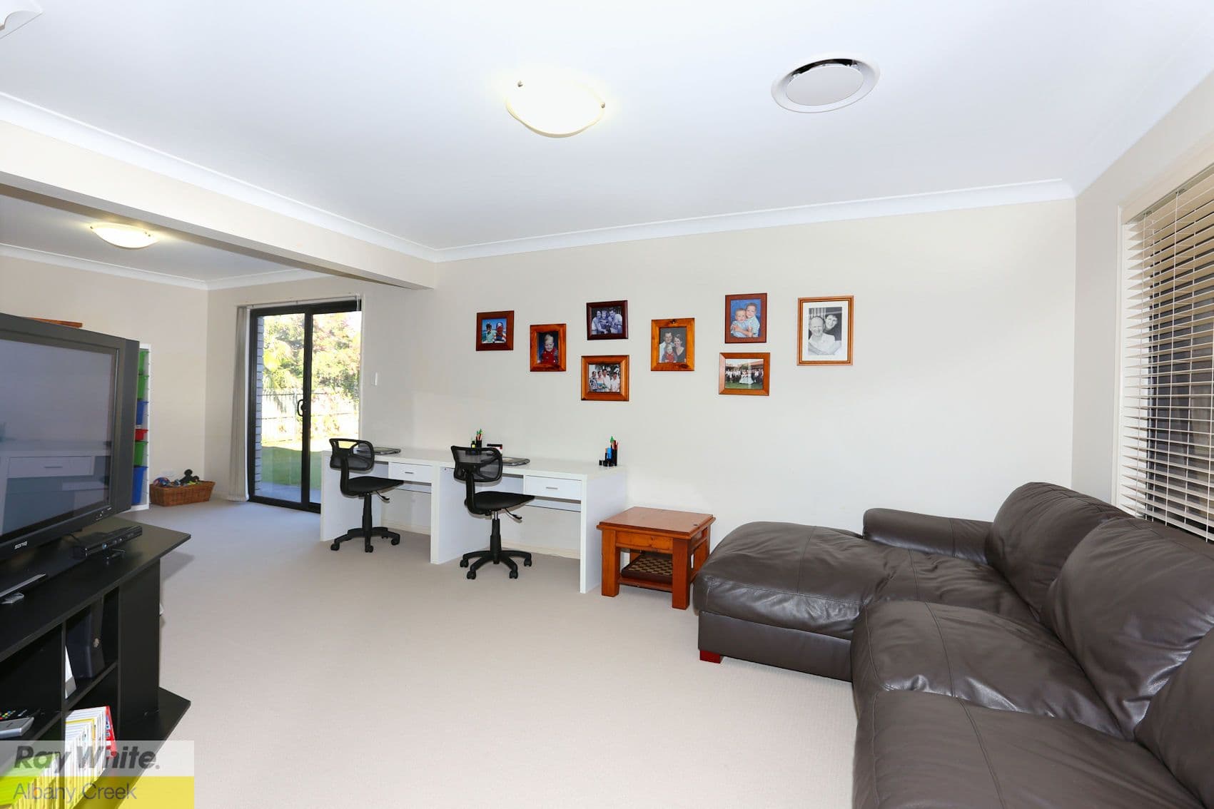 14 Lukla Court, WARNER QLD 4500, Warner - Thumbnail 2