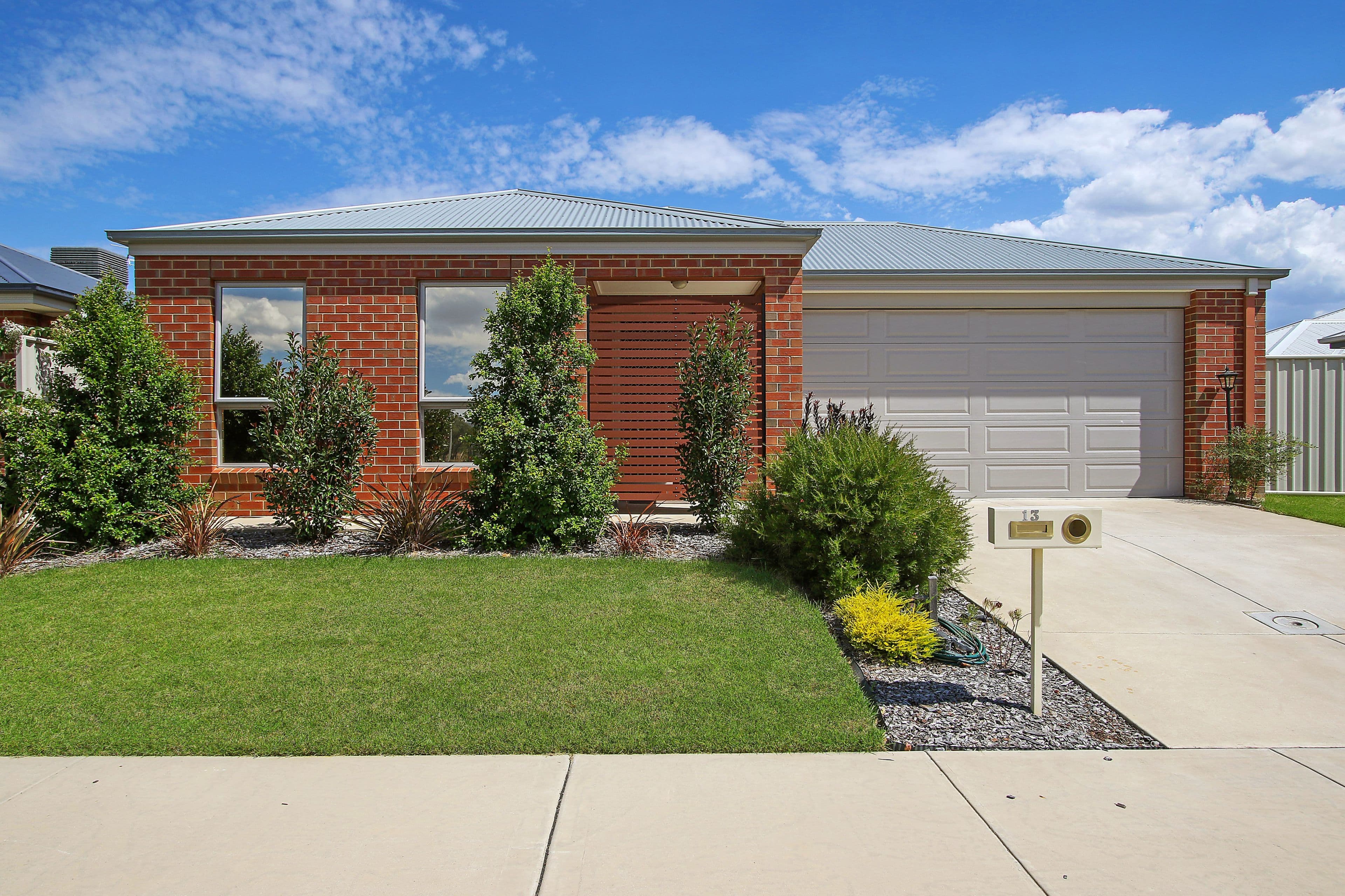 13 Hastings Way, West Wodonga VIC 3690, West Wodonga - Image 1