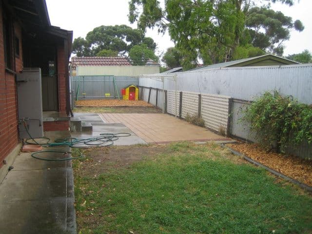4  Currawong Crescent, CRAIGMORE SA 5114, Craigmore - Thumbnail 8