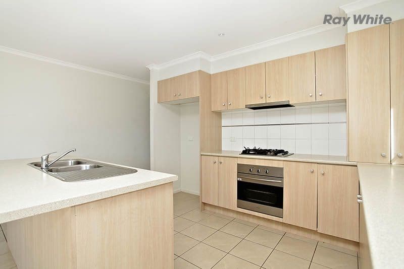 13 Felicity Drive, TARNEIT VIC 3029, Tarneit - Thumbnail 4