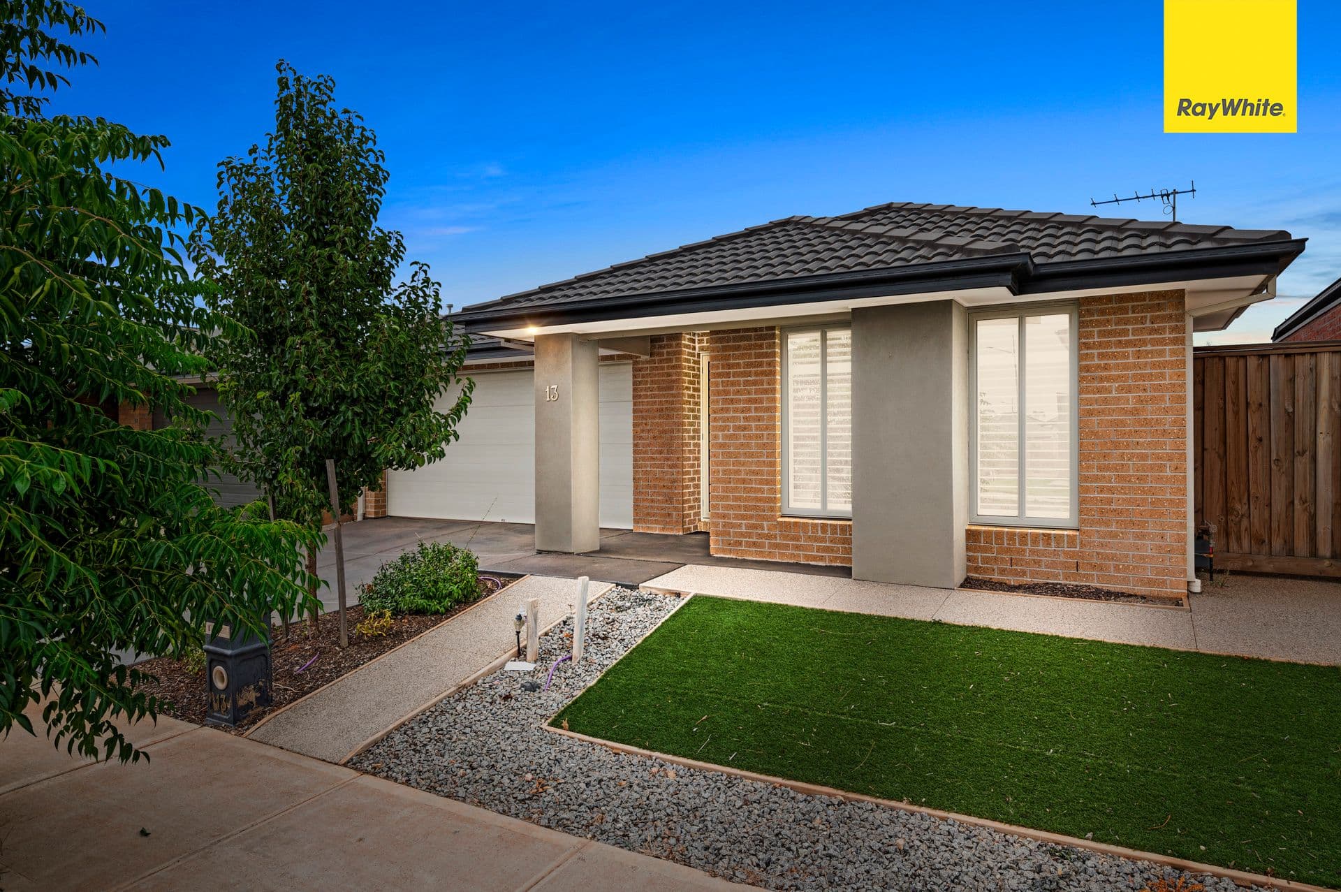 13 Bromley Circuit, THORNHILL PARK VIC 3335, Thornhill Park - Thumbnail 2