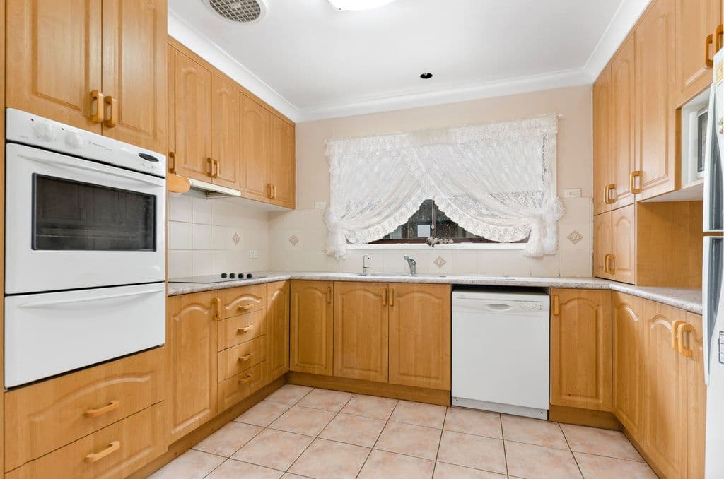 27 Brownsville Avenue, Brownsville - Thumbnail 2