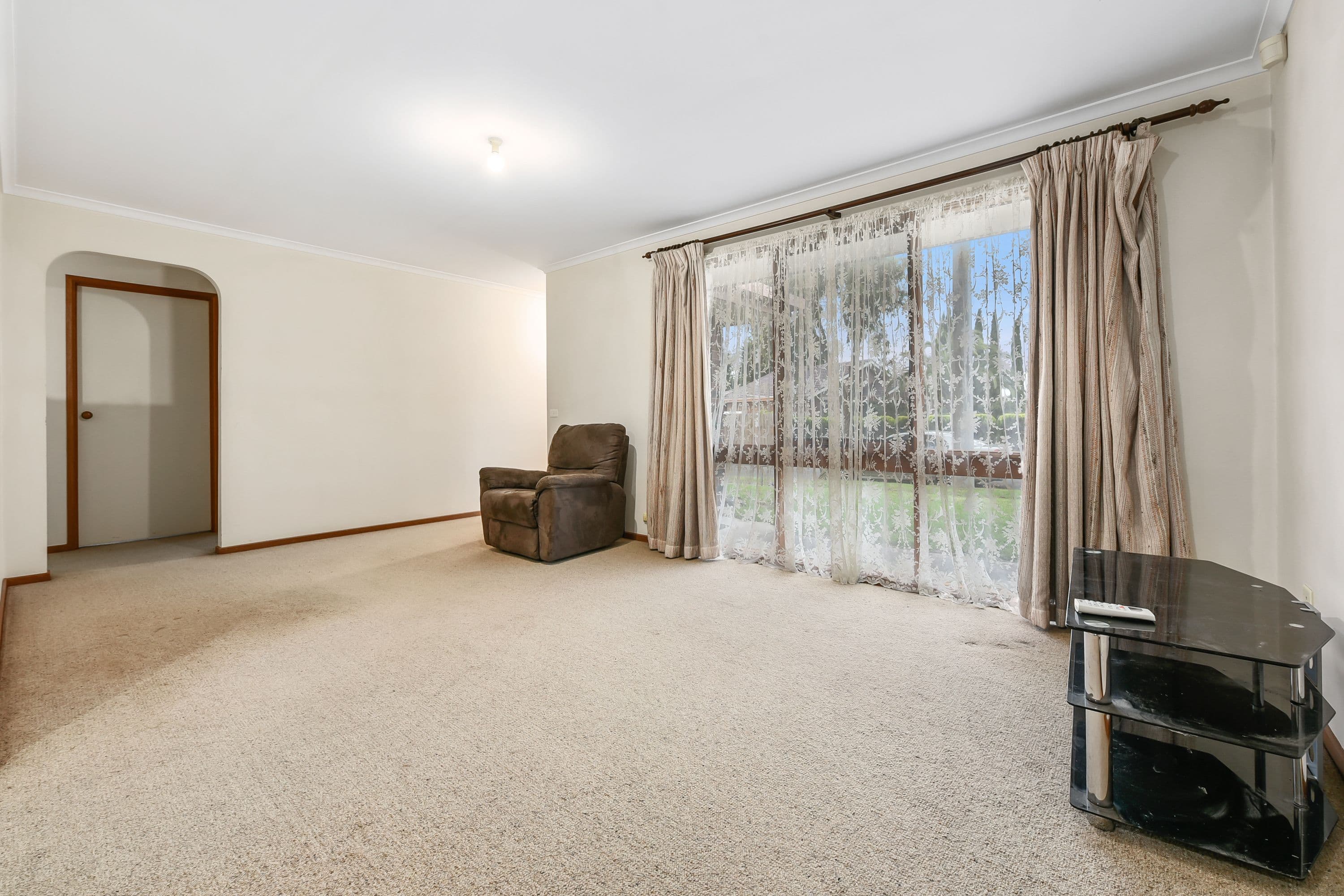 31 Leopold Crescent, Hampton Park VIC 3976, Hampton Park - Thumbnail 3