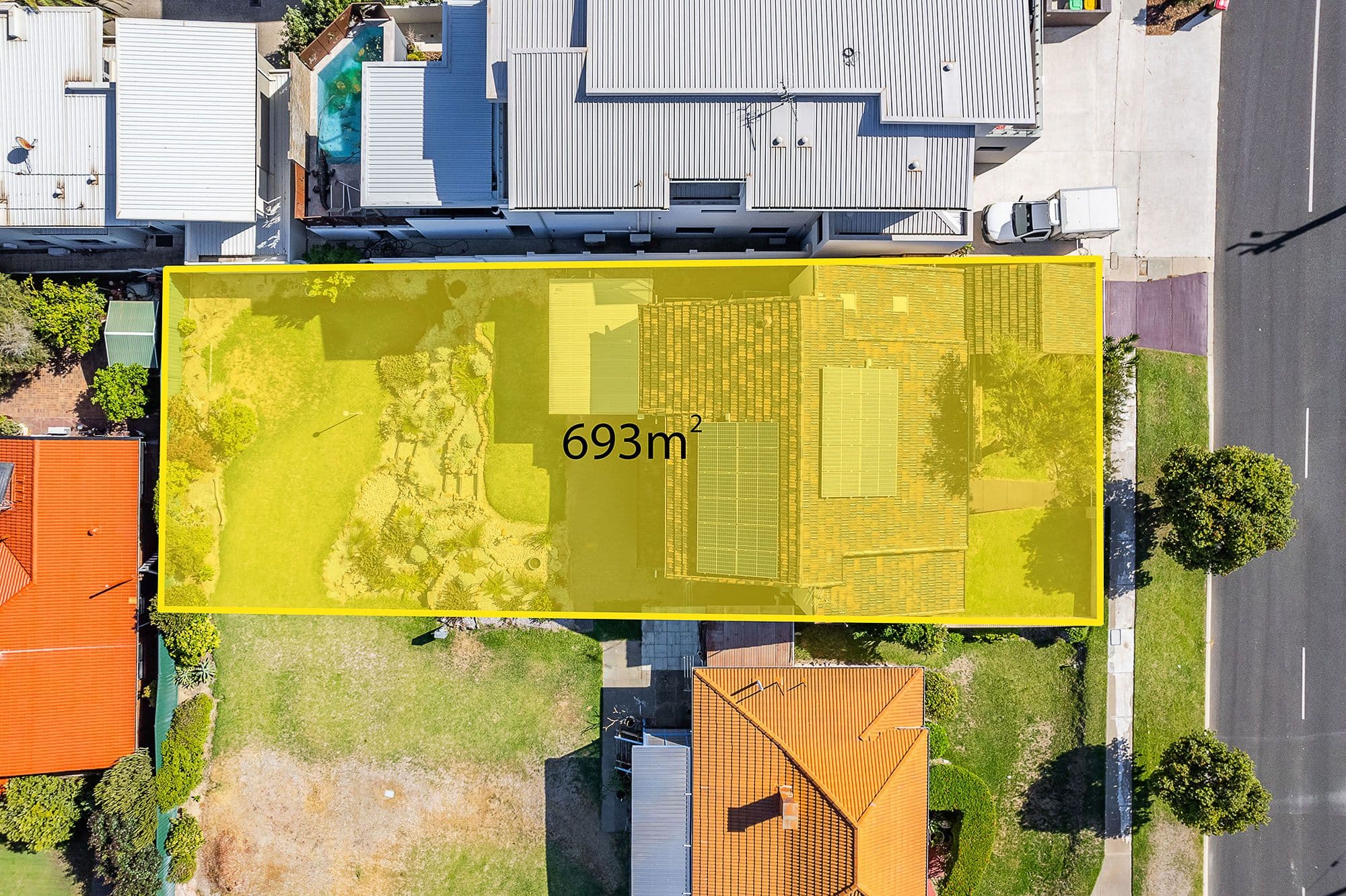 82 Flora Terrace, Watermans Bay WA 6020, Watermans Bay - Thumbnail 2