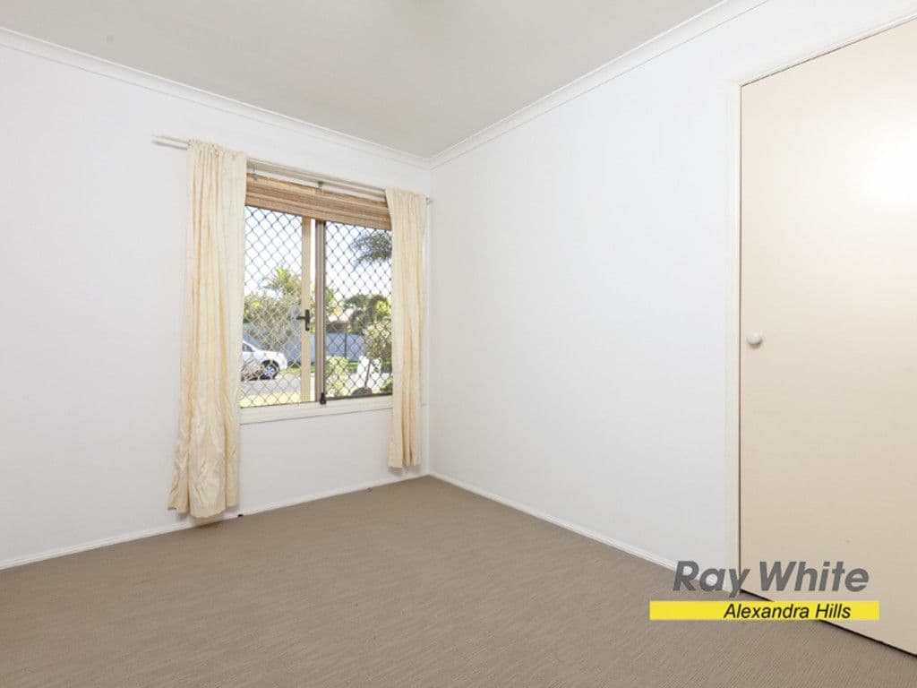 26 Penrose Avenue, REDLAND BAY QLD 4165, Redland Bay - Thumbnail 4