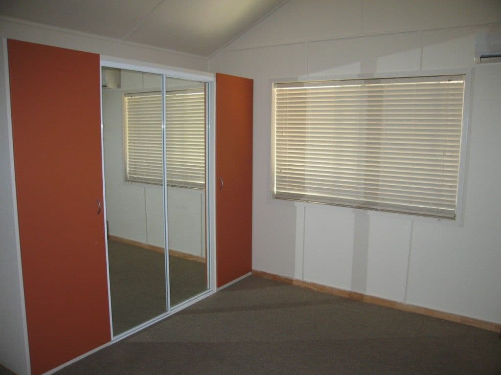 1 Gipps Street, SOMERSET DAM QLD 4312, Somerset Dam - Thumbnail 5