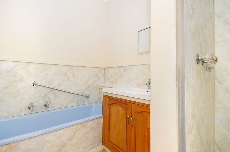33 Belmore Road, WARRNAMBOOL VIC 3280, Warrnambool - Thumbnail 5