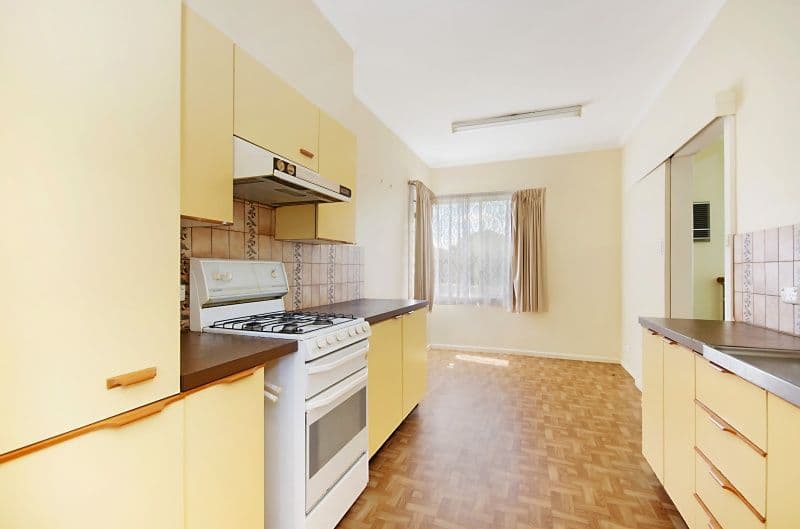 33 Belmore Road, WARRNAMBOOL VIC 3280, Warrnambool - Thumbnail 6