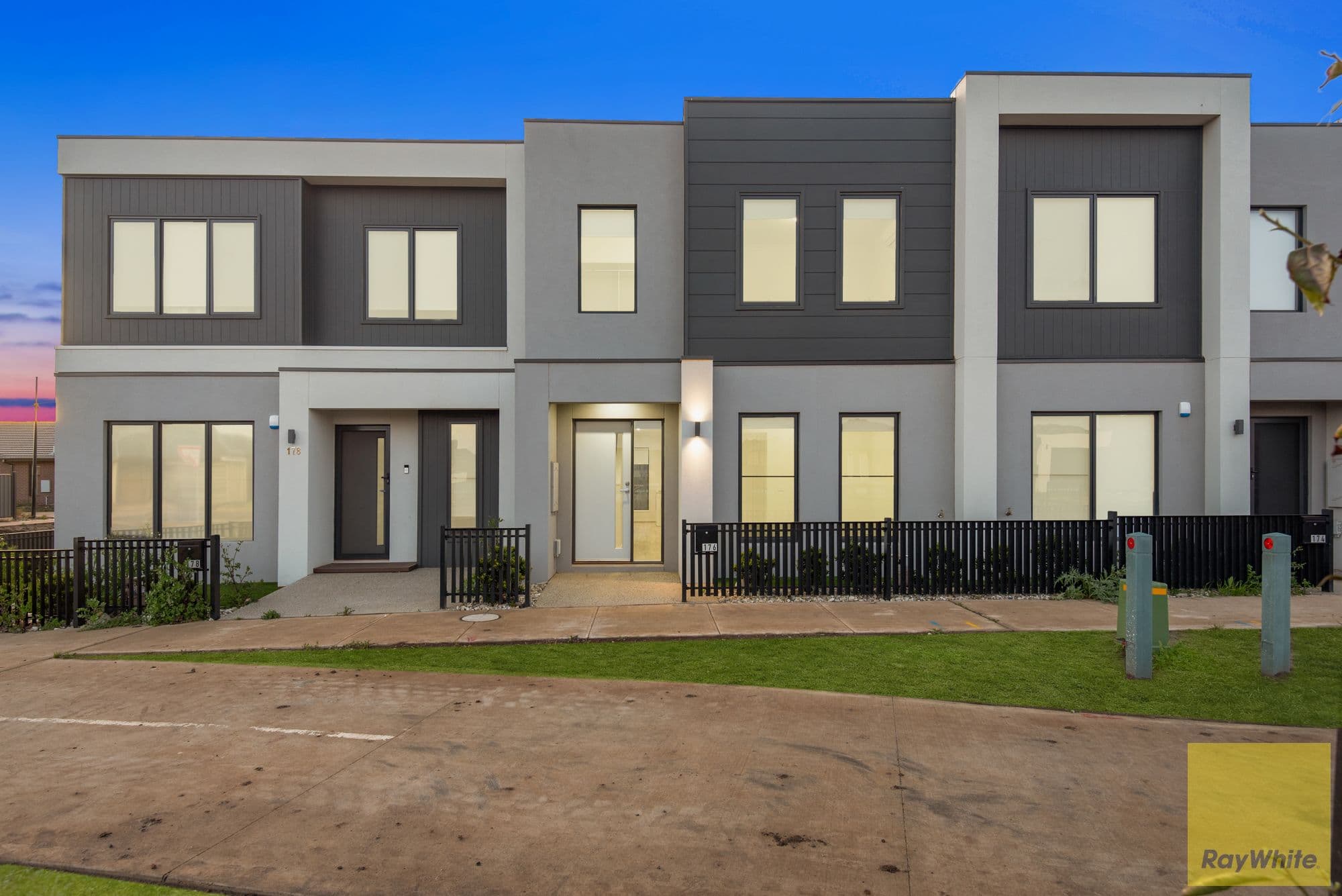 176 Clara Avenue, Truganina VIC 3029, Truganina - Thumbnail 2