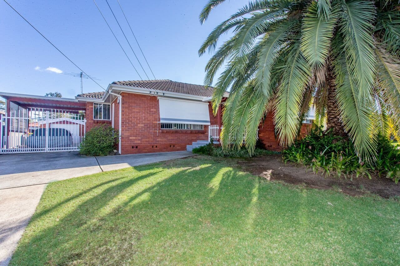 47 Francis Street, Cambridge Park - Thumbnail 2