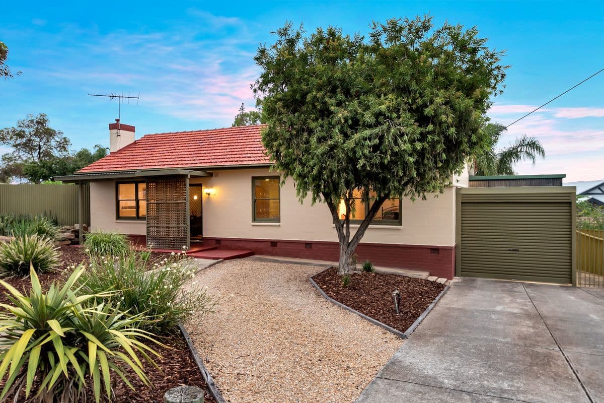 23 Amber Avenue, Clearview SA 5085, Clearview - Thumbnail 2