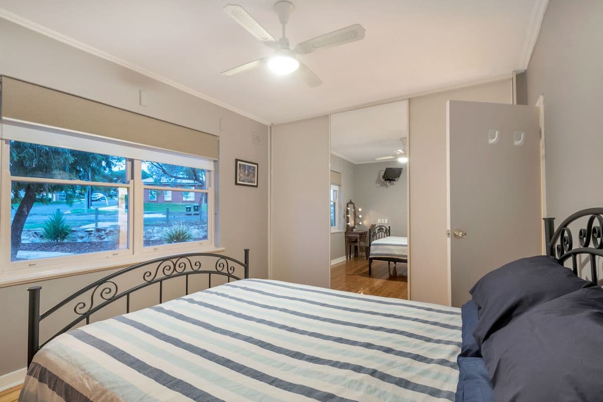 23 Amber Avenue, Clearview SA 5085, Clearview - Thumbnail 8