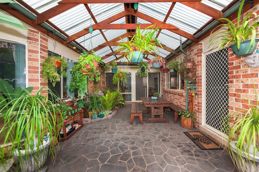 16 Solander Avenue, WEST HOXTON NSW 2171, West Hoxton - Thumbnail 8