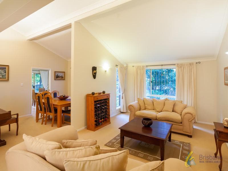 5 Olley Court, Brookfield - Thumbnail 4