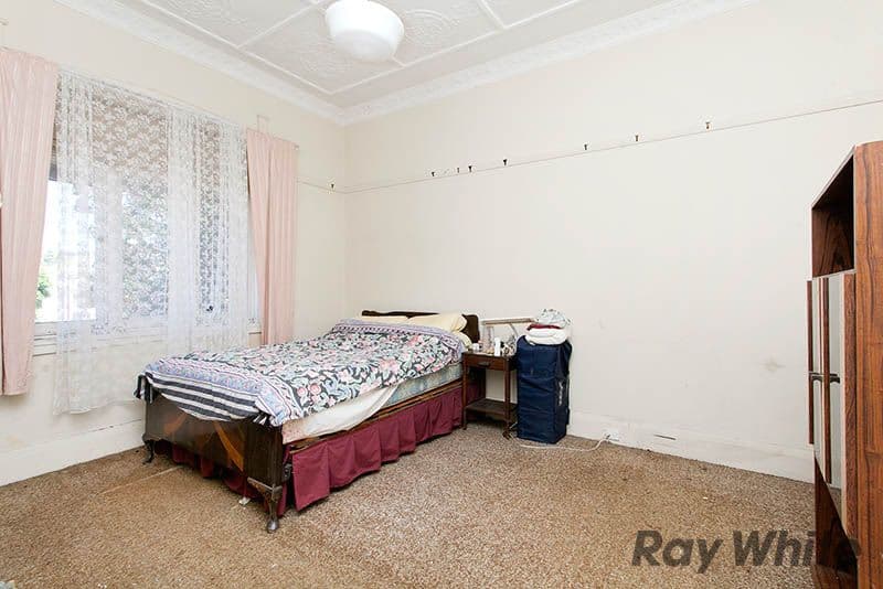 1 Wazir Street, BARDWELL VALLEY NSW 2207, Bardwell Valley - Thumbnail 3