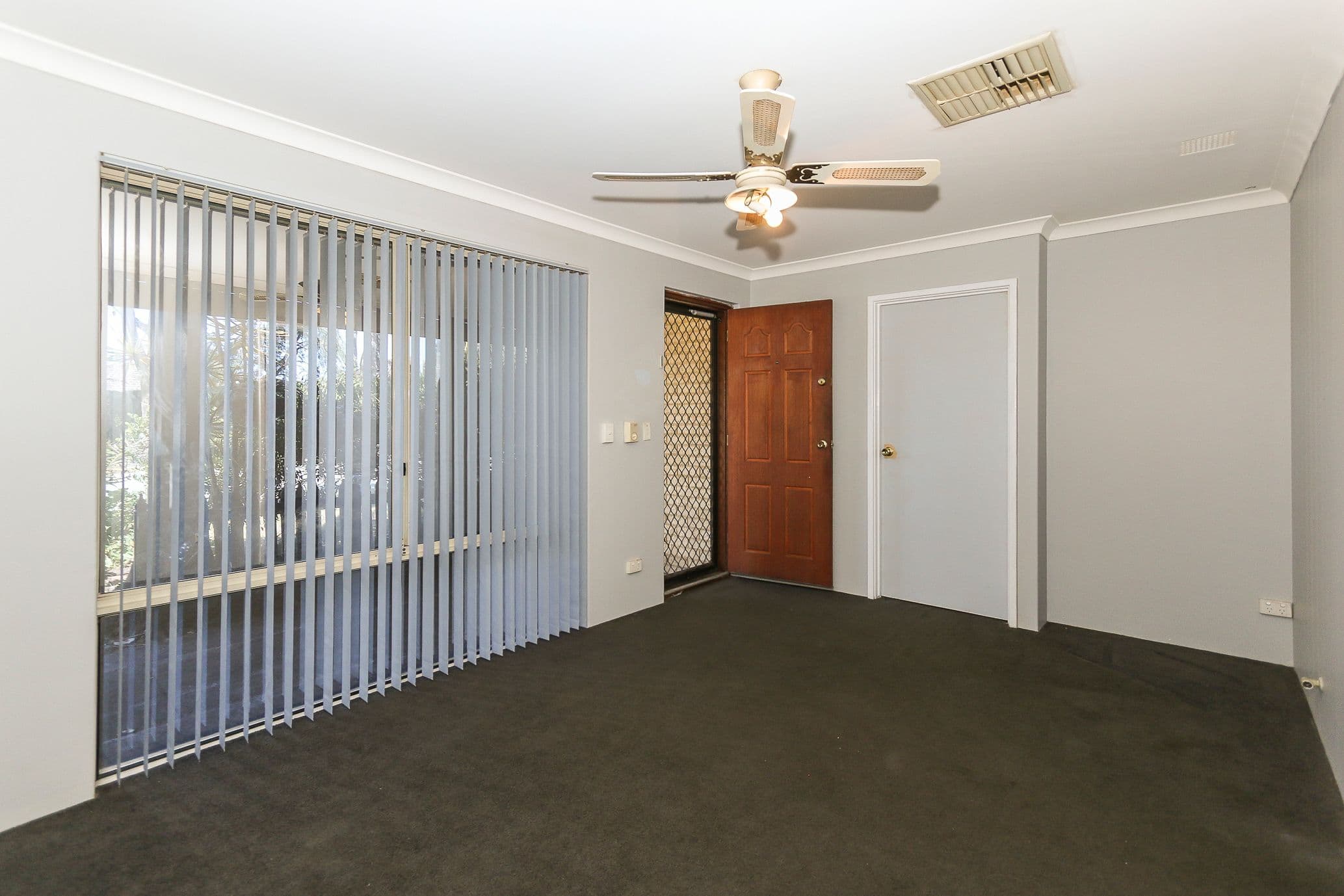35 Telstar Drive, Morley WA 6062, Morley - Thumbnail 4