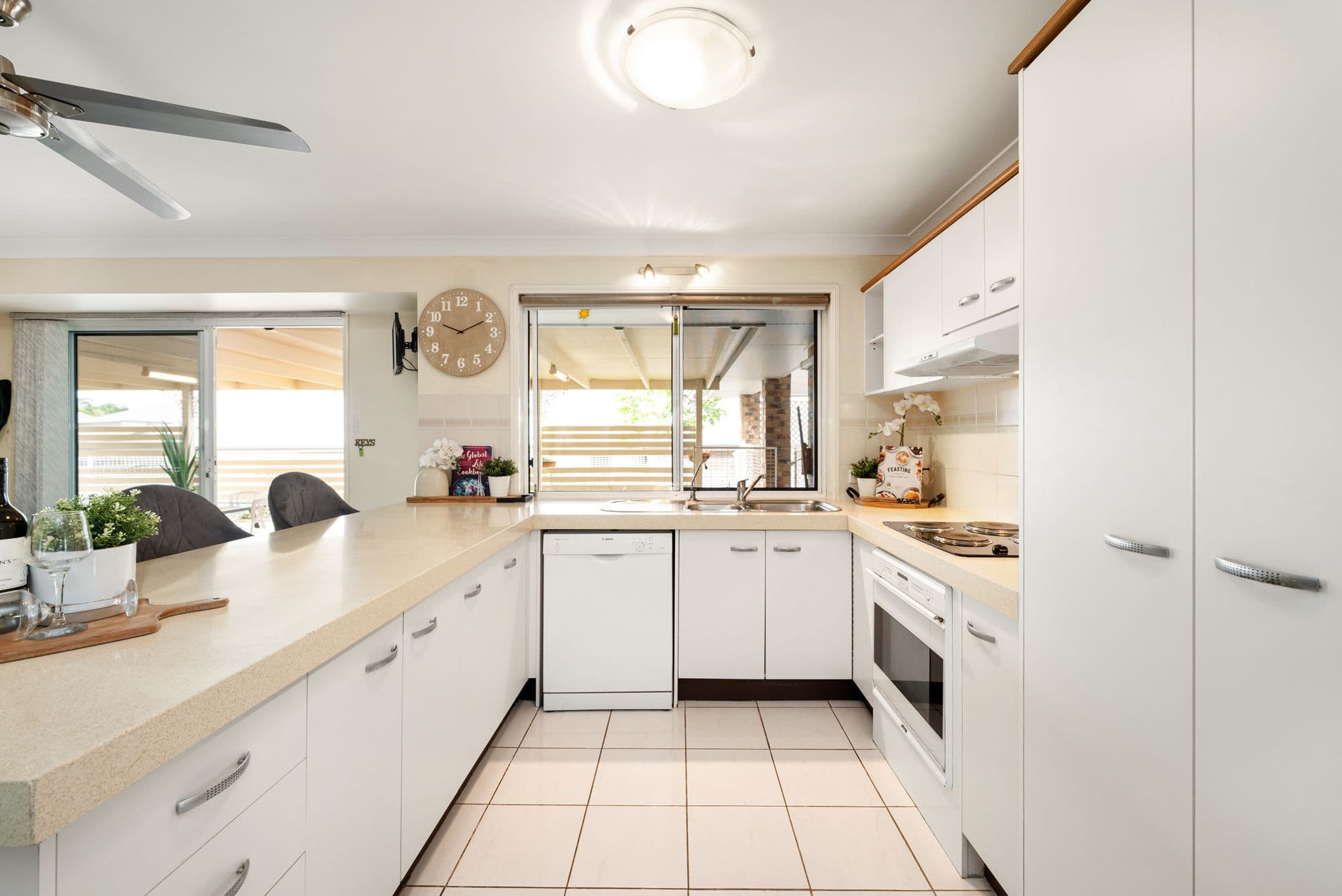 8 Mindona Street, Wishart QLD 4122, Wishart - Thumbnail 4