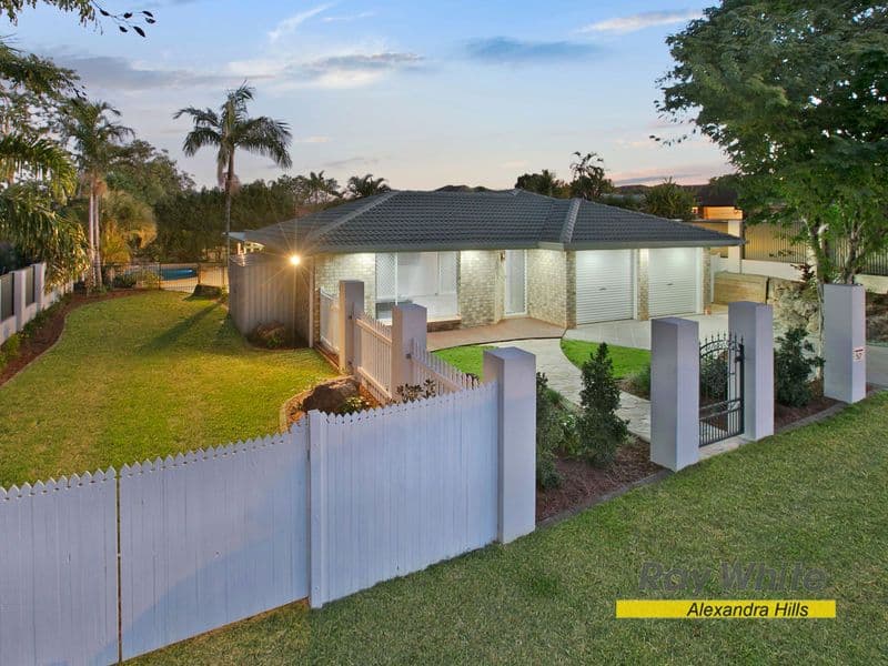 52 Charles Canty Drive, WELLINGTON POINT QLD 4160, Wellington Point - Thumbnail 2