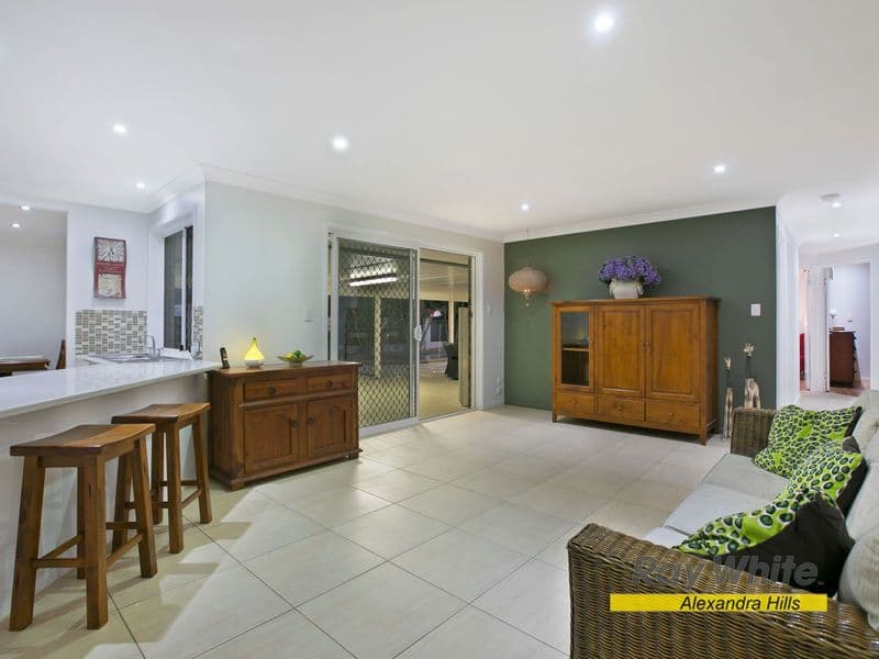 52 Charles Canty Drive, WELLINGTON POINT QLD 4160, Wellington Point - Thumbnail 6