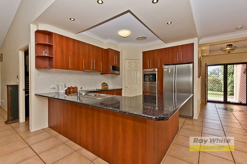 5 Wallers Court, PETRIE QLD 4502, Petrie - Thumbnail 3