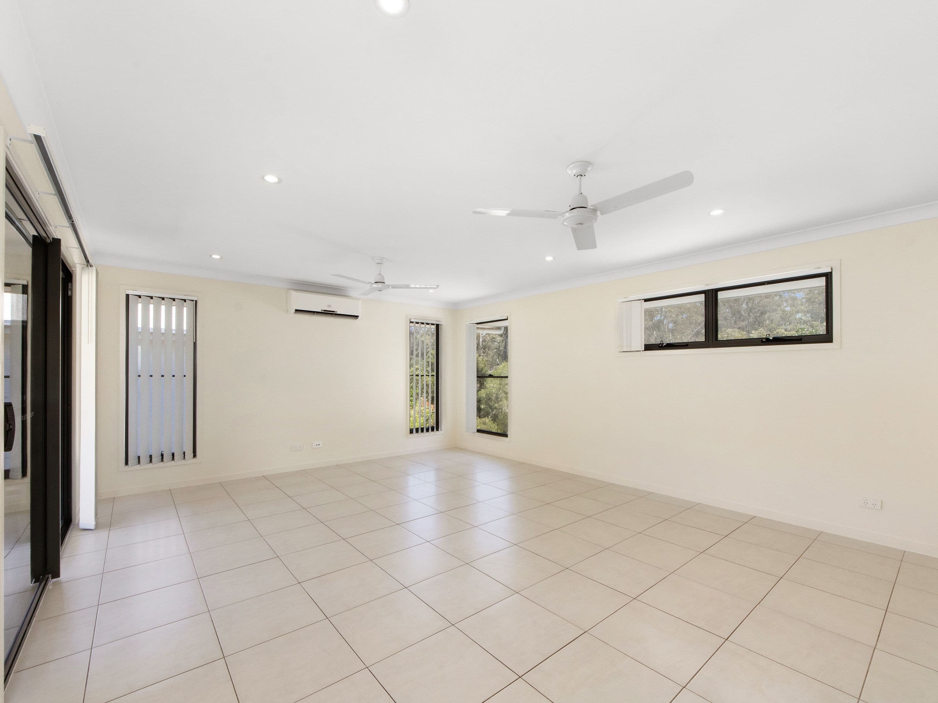 13 Rutherford Circuit, Gilston QLD 4211, Gilston - Thumbnail 6