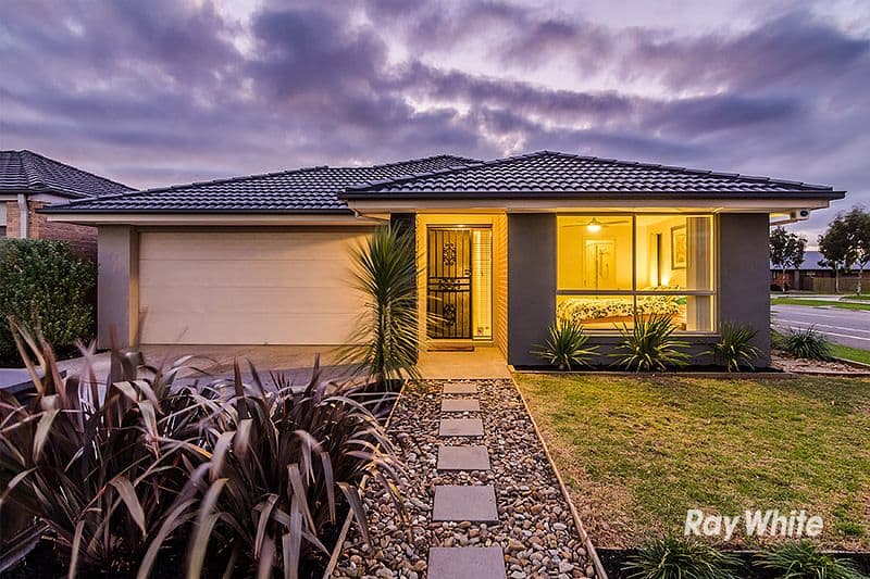 2 Sawgrass Way, Cranbourne West VIC 3977, Cranbourne West - Image 1