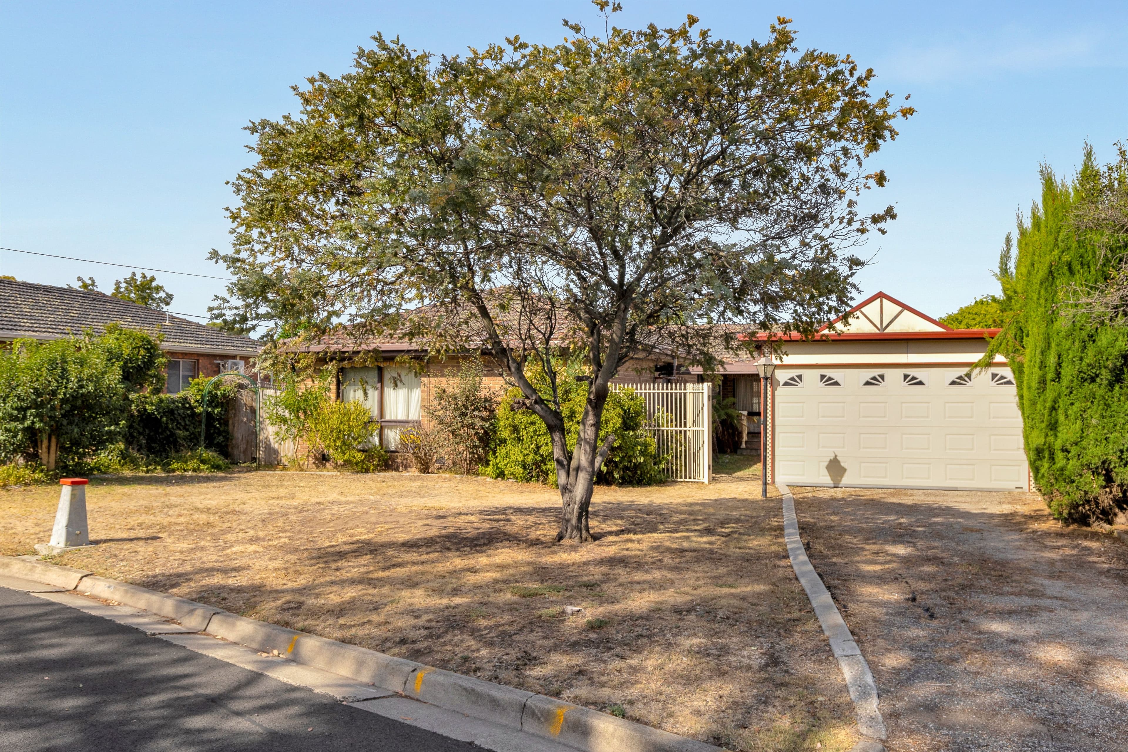 12 Waverley Court, Craigieburn VIC 3064, Craigieburn - Image 1