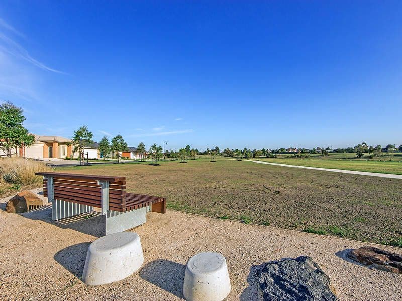 3 Tallgrass Avenue, TRUGANINA VIC 3029, Truganina - Thumbnail 3