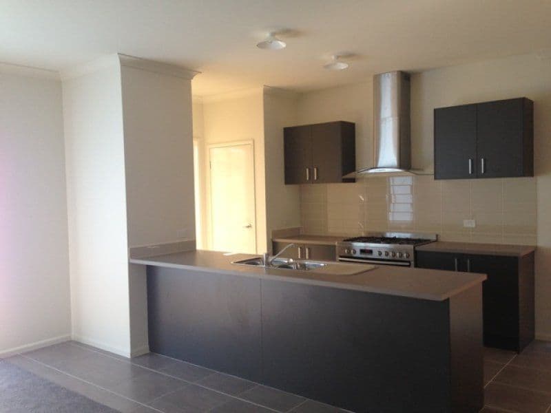 3 Tallgrass Avenue, TRUGANINA VIC 3029, Truganina - Thumbnail 4