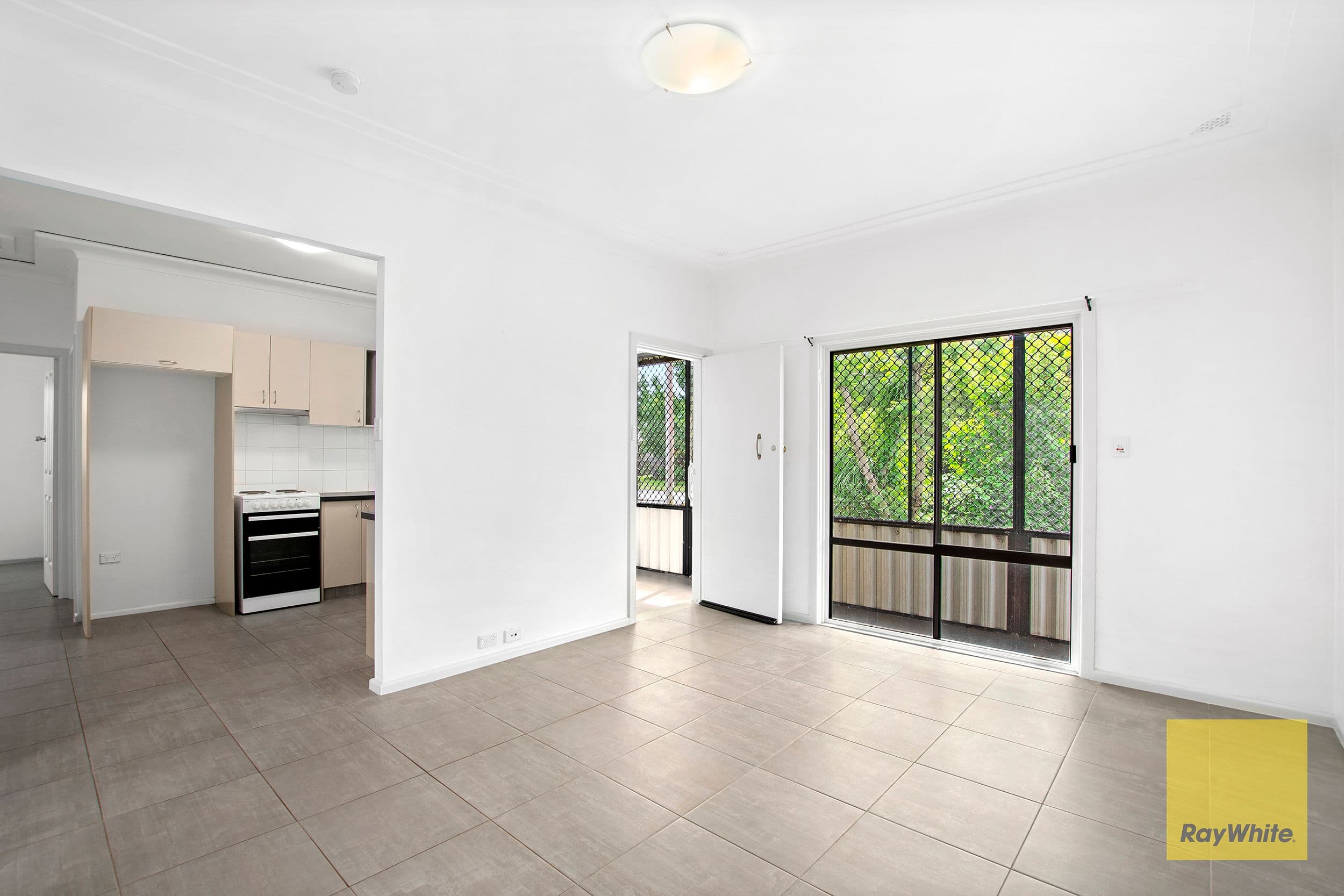 21 Angler Street, Woy Woy NSW 2256, Woy Woy - Thumbnail 6