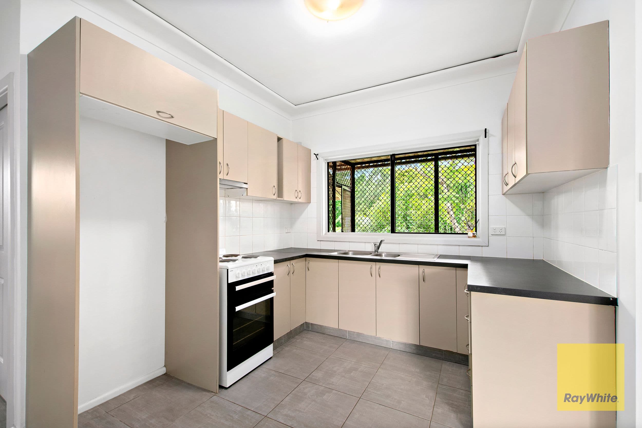 21 Angler Street, Woy Woy NSW 2256, Woy Woy - Thumbnail 7